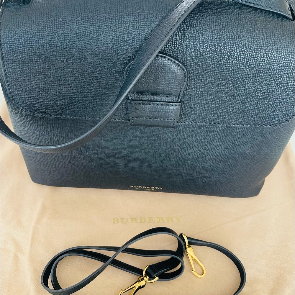 Authenic Burberry LL MD Camberley DLC Bag - Picture 3 of 9